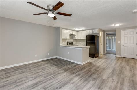 immediate move in specials near me|zumper apartments riverview fl.